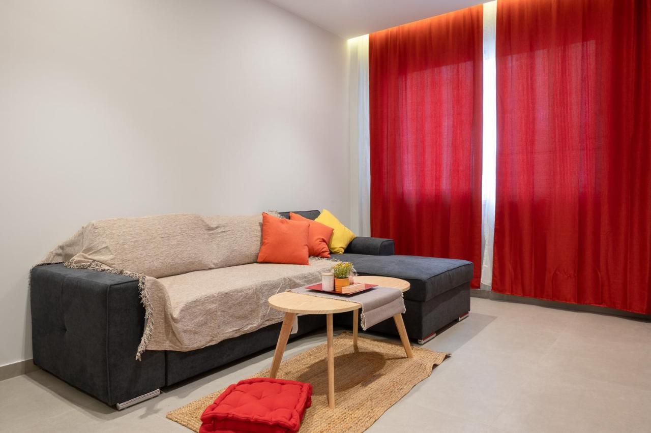 Apartment Downtown Color