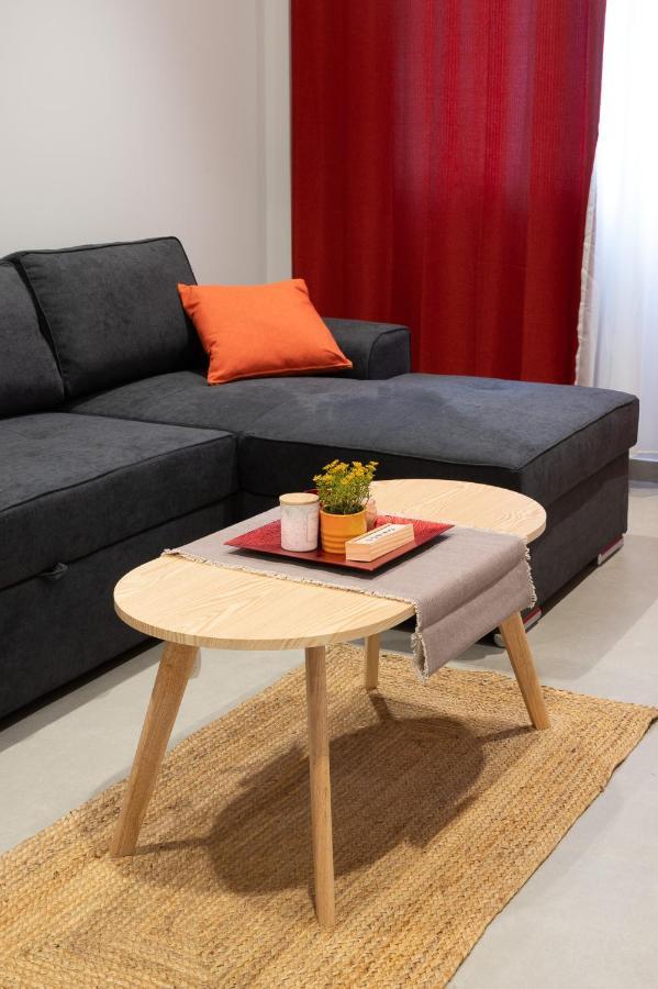 Downtown Color Apartment *
